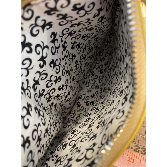 Vintage HOBO Int Crossbody Purse Vibrant Yellow Leather Silver Hardware Bag - Picture 11 of 11